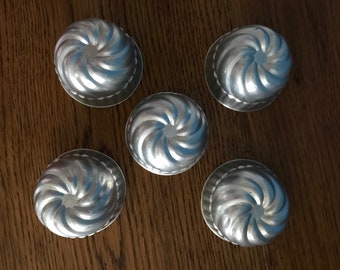 Vintage Miniature 3" Aluminum Swirl Gelatin Molds Set of 5