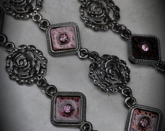 7 Inch GunMetal Chain With Crystals And Enamel