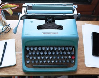 1960's Vintage Olivetti Underwood Typewriter with Case