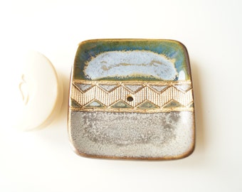Ceramic Soap Dish, Soap Holder, Pottery Soap Dish, Modern Soap Dish, Soap Tray, Draining Soap Dish, Handmade Soap Dish, Bathroom Accessory