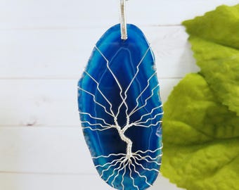 Blue Agate Slice Necklace, Tree Of Life Pendant, Silver Wire Wrapped Jewelry, Boho Agate Necklace, Healing Stone Necklace, Silver Jewelry