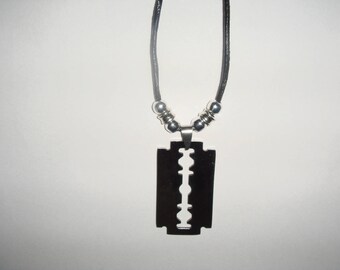 Razor blade necklace man NOAH pendant