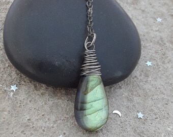 Labradorite Necklace, Oxidized Solid Sterling Silver Labradorite Pendant Necklace, Labradorite Jewelry, Green Gemstone Necklace
