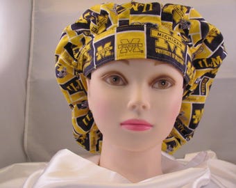 Women's Bouffant Scrub Hat U of M