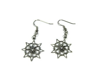 Silver Floral Filigree Earrings