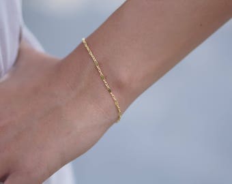 Thin Gold Bracelet, Dainty Chain Bracelet, Stacking Bracelet, Delicate Bracelet, Layering Bracelet, Minimal Bracelet, Everyday Bracelet, BFF