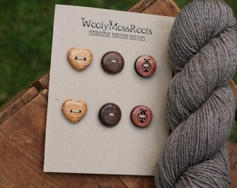 SALE! 6 Mixed Wood Buttons- Mixed Woods- Wooden Buttons- Eco Craft Supplies, Eco Knitting Supplies, Eco Sewing Supplies