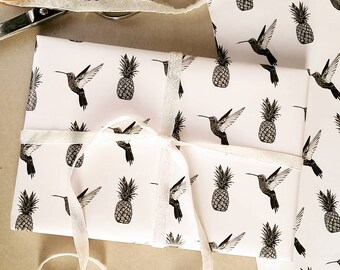 Wrapping paper humming bird & pineapple