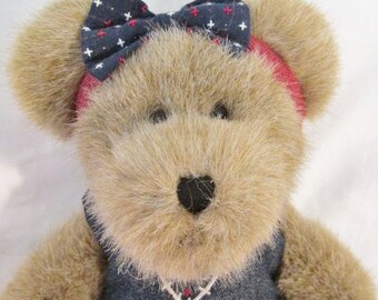 Boyd’s Patricia P. Bearheart Bean Bag Bear