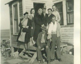 Vintage 1930s Depression Era Farm Elderly Farmers Family Photo