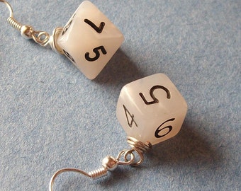 D6 D8 Dice Earrings - Dungeons and Dragons - White Pearl - Geek Gamer DnD Role Playing RPG