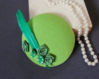 fascinator all in green