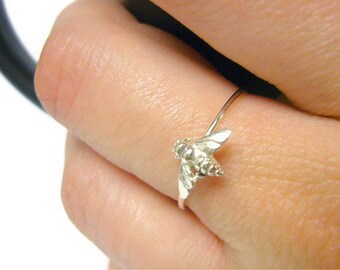 Silver Bee Ring • Tiny bee ring • Honey Bee Ring Sterling silver stacking ring
