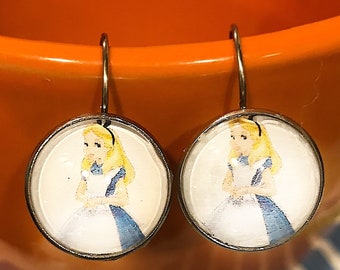 Alice in Wonderland glass cabochon earrings - 16mm