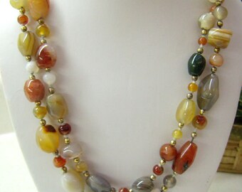 Vintage Agate Stone BEGGAR Bead Necklace....Multi Colored Agate Beads...Circa 1960s...Brass Spacers...Authentic Hippie