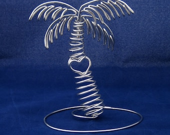 Wire Palm Tree With Heart