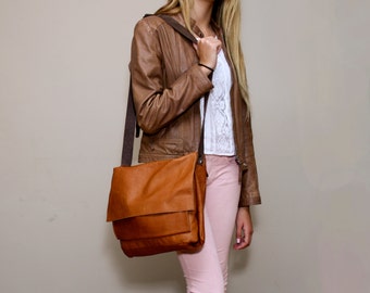 Sale!!! Soft brown leather messenger bag Brown leather crossbody Ipad messenger bag for women Messenger bag Women leather bag