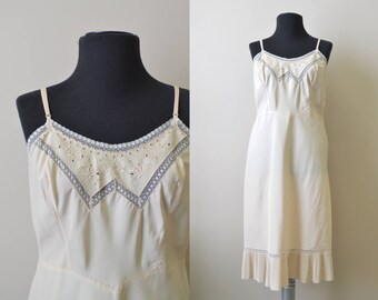 1950s Barbizon Tafredda Cream Slip