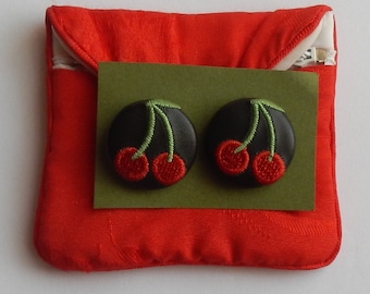 Kitschy Vintage Cherry Earrings!