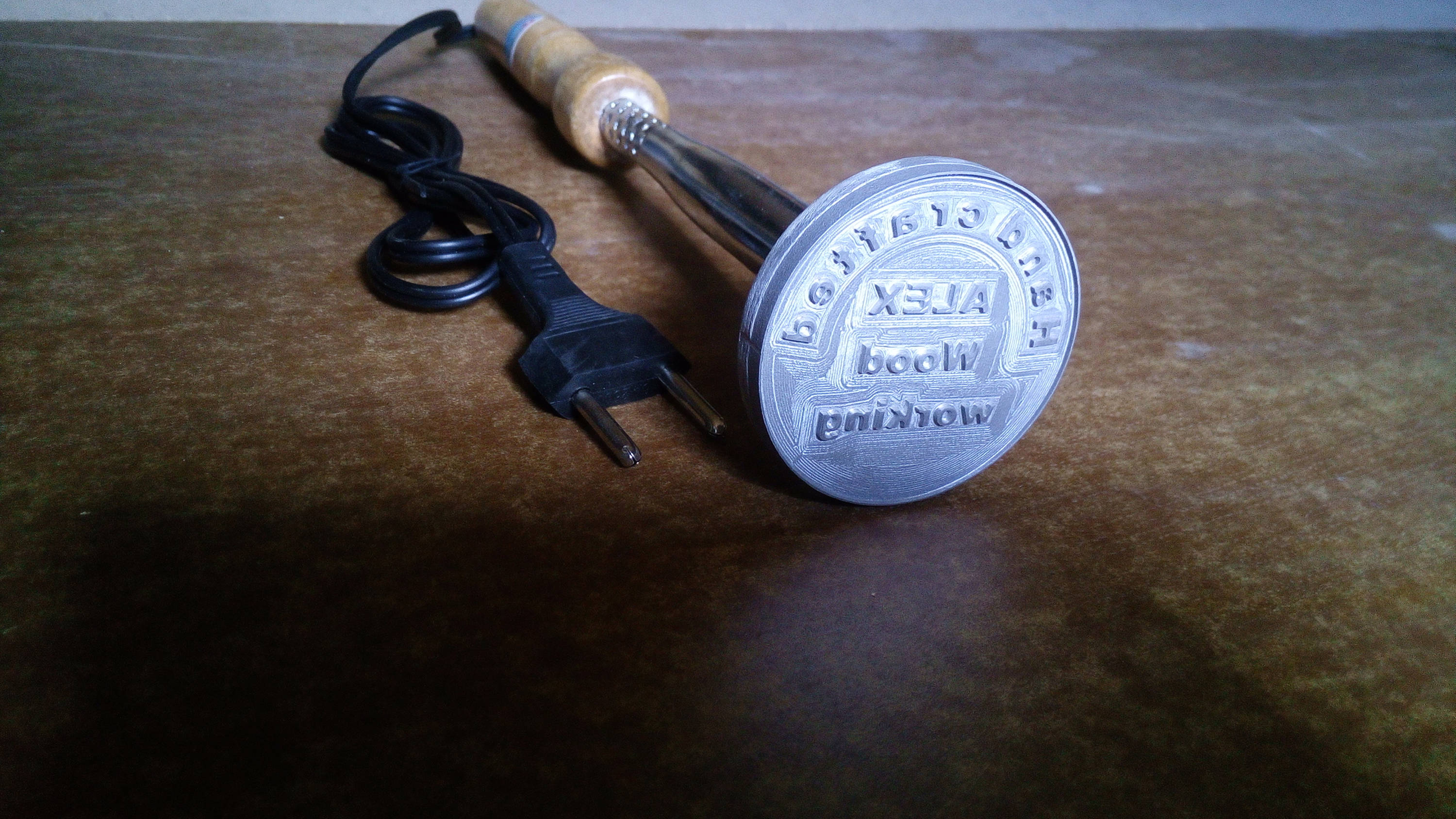 Custom Logo Branding heating Iron Made from Aluminum or Brass