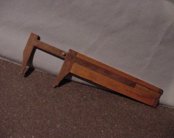Antique Caliper - Wood & Brass Body 5” Measuring Length. ID OD
