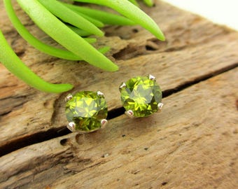 Arizona Peridot Screw Back Studs, Platinum or 14k Gold Screw Back Earrings with Arizona Peridot, White Gold or Yellow Gold Screwbacks