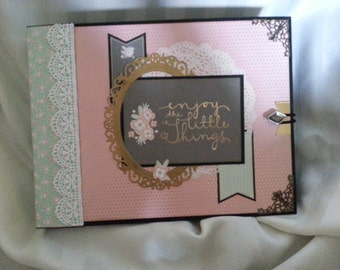 Happy Day 9 x 7 Mini Album - PDF Tutorial