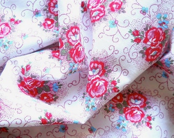 1930's cotton fabric vintage red roses fabric patchwork or quilting fabric antique french fabric french floral fabric 22