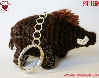 Crochet Pattern Cinghiale Amigurumi in italiano, schema, tutorial, uncinetto, cinghialotto portachiavi