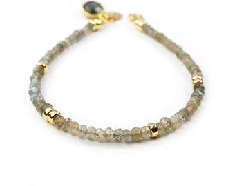Labradorite Bracelet, Gold Nugget beads, Gemstone Jewelry, Friendship Bracelet, 14K Gold Filled, Her Gift, Gift For Wife, dainty bracelet