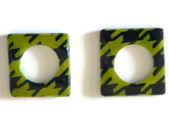 2 square green and black 25mm pearl beads