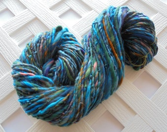 SAILING AWAY HANDSPUN Yarn, Thick and Thin Yarn, Merino Yarn, Wool Yarn, Bamboo Yarn, Soft Blue Yarn, Bulky Yarn, Variegated Handspun Yarn