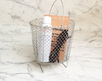 Vintage collapsible wire basket | Large vintage collapsible wire basket | Egg or fruit basket | Vintage wire basket | Vintage market basket