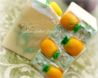 pineapple soap-natural soap-handcrafted soap-gift ideas-pineapple-bath beauty-valentine gift-Pineapple Novelty Gift-Pineapple-Soap Favor