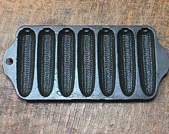 Vintage Griswold Cast Iron NO. 262 Crispy Corn or Wheat Stick Pan Cleaned-Seasoned, and Ready to Use