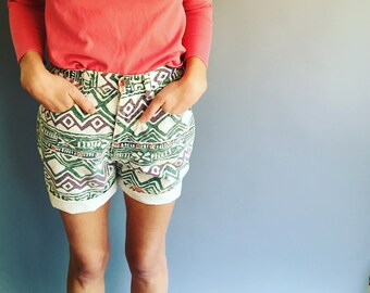 80/90s Bennini high waisted tribal shorts (8)
