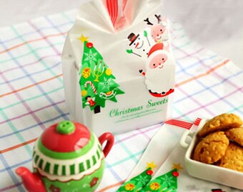 10 Christmas cookie bag, Christmas candy bag, Christmas treat bag, pastry bag, favor bag, goodie bag, Santa Clause and Christmas tree
