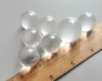 Rock Crystal Quartz Ball Natural Roundness Clear Quartz Sphere Clear Crystal Gemstone Undrilled Healing Crystal Ball