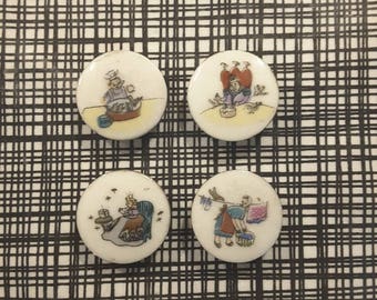 Vintage set of 4 nursery rhyme buttons - 1940's.