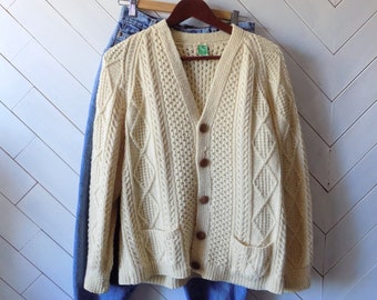 Lazy Sunday Mornings | Vintage 1960s Wool cableknit cardigan Made in Ireland | S M