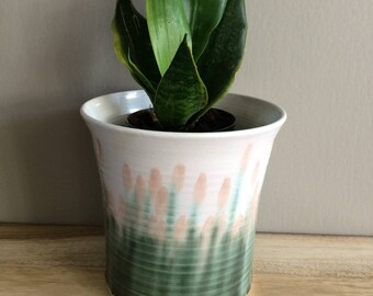 vintage pottery planter / pink and green