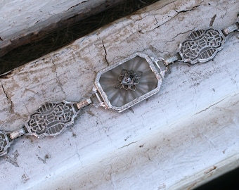 Beautiful Vintage 14K White Gold Camphor Bracelet with Diamond.