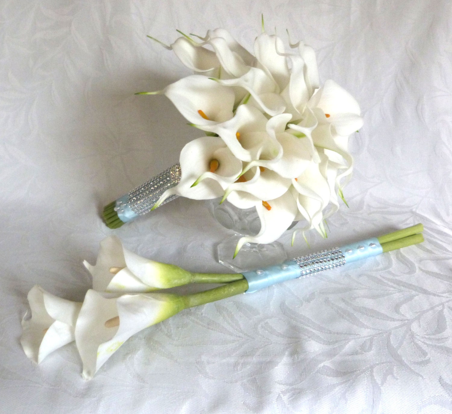 Real touch white calla lily bridal bouquet with ice blue