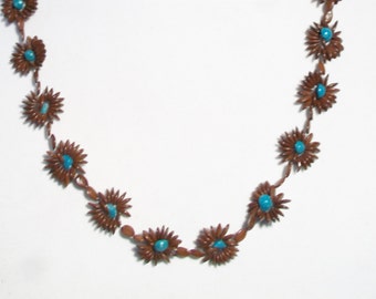 Vintage Seed Flower Hippie Necklace Retro Floral Shell Jewelry Earthy Boho Chic