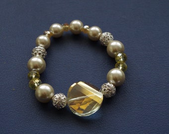 Metallic Gold Bauble Bracelet