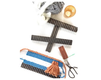 Small Wood Weaving Loom Weaving Kit, You Choose Color