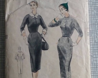 1954 Dress - 32" Bust - Vogue 8260 - 1950s Vintage Sewing Pattern