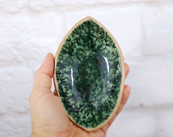 Ceramic small bowl, prep bowl, trinket dish, ring dish, decorative bowl, ceramic dish, pottery bowl, kitchen bowl, handmade bowl, green bowl