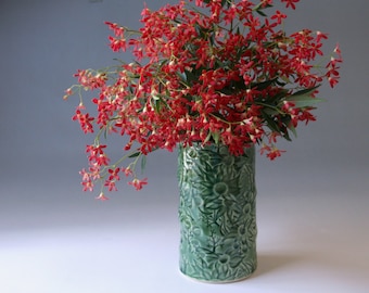 Green ceramic vase with Australian Flannel Flower vintage design