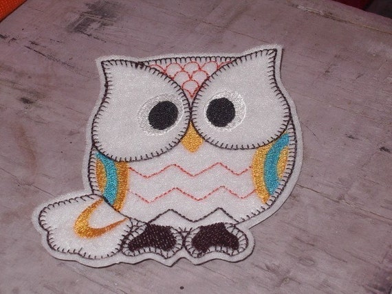 Retro Style Embroidered Owl patch
